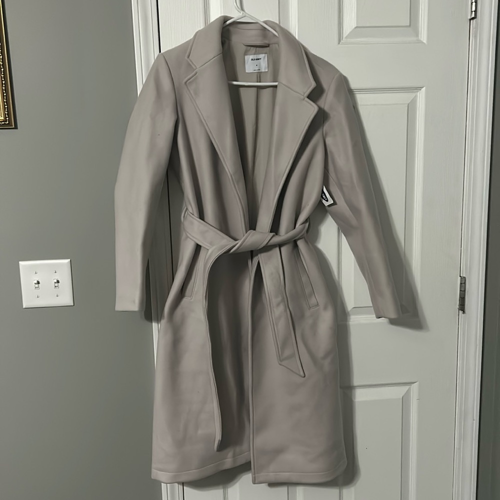 Old Navy Nude/cream long belted coat